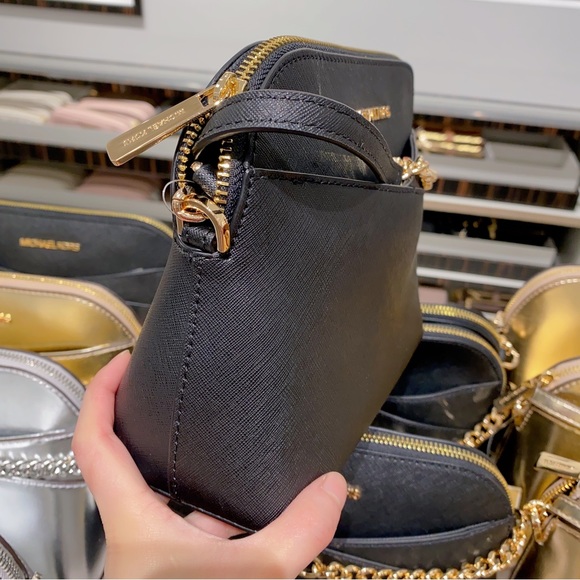 Michael Kors Jet Set Travel Medium Dome Crossbody - Picture 2 of 6